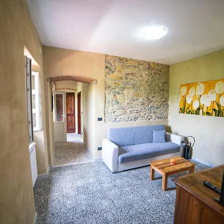 Apartment Il Podere Di Emore - Locazione Turistica Villafranca in Lunigiana