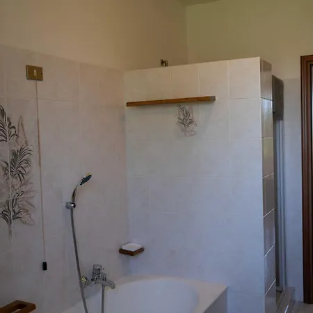 Il Podere Di Emore - Locazione Turistica Villafranca in Lunigiana